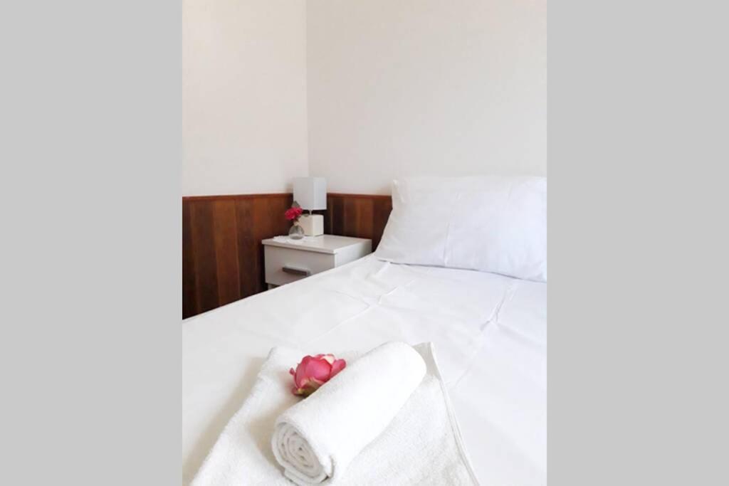 Giovanna - Spacious Lovely Apartment Supetar Bagian luar foto